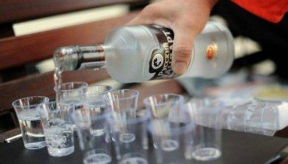 ��ʯȪ��������Ⱦ�